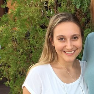 Meet your Posher, Lea